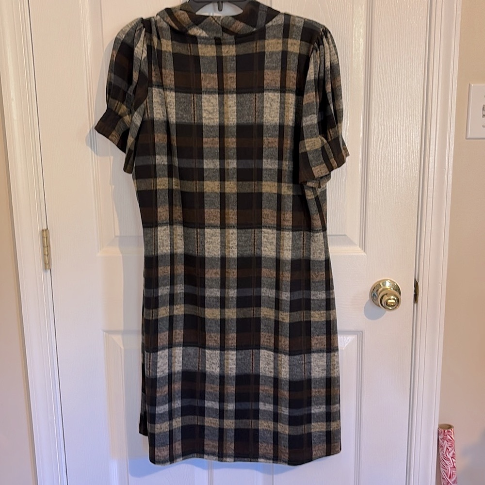 Women's Plaid Dress - Black and Brown - Picture 5 of 7